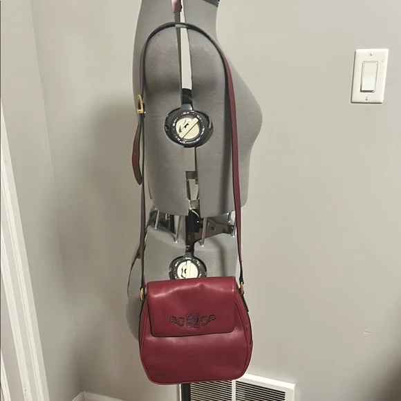 Louis Quatorze Leather Structured Rounded Shoulder Bag - Picture 4 of 6